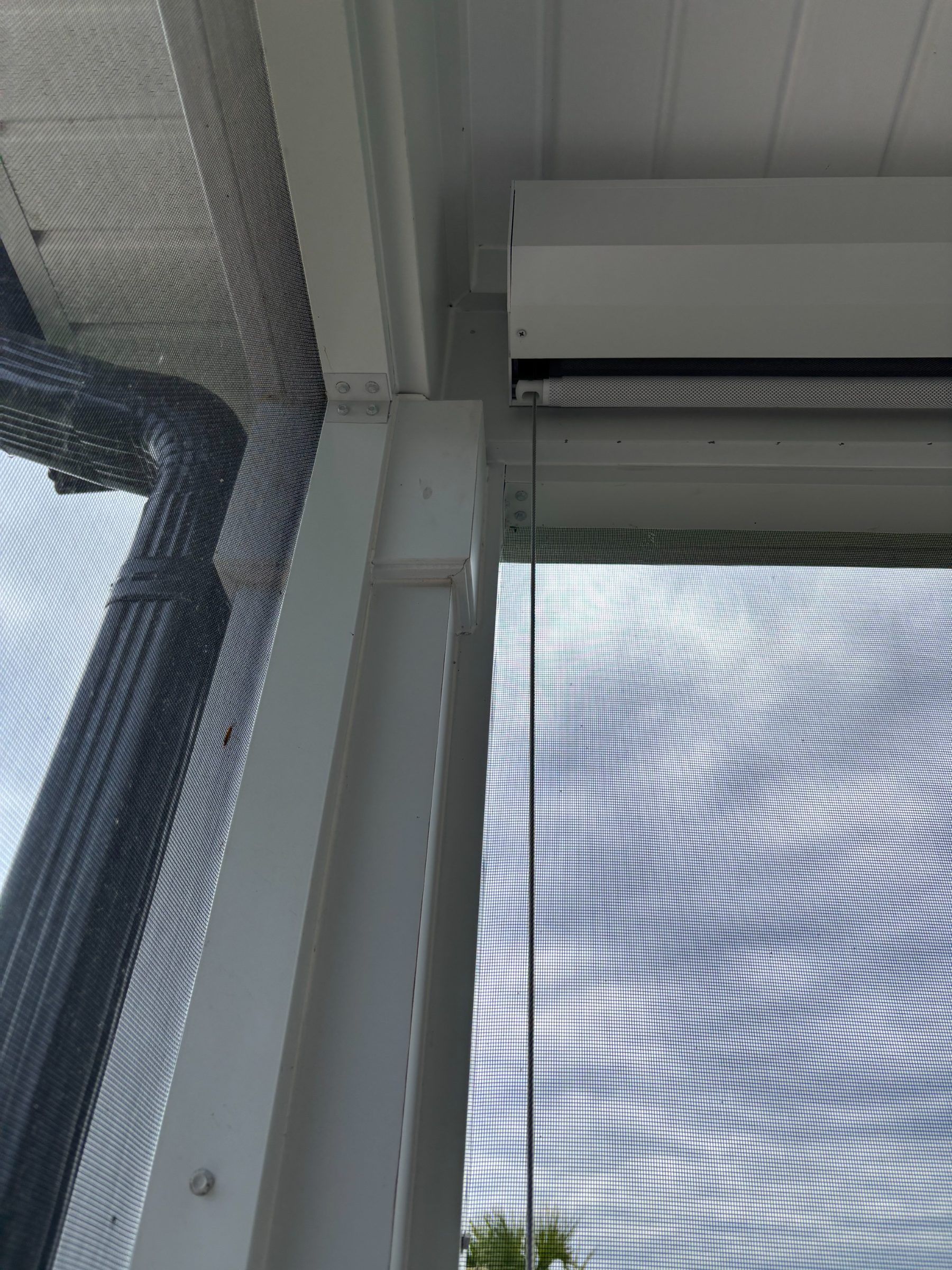 Cable Guide for Solar Patio Shade